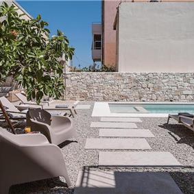 5 bedroom villa with indoor and outdoor pool in Chania town, sleeps 10